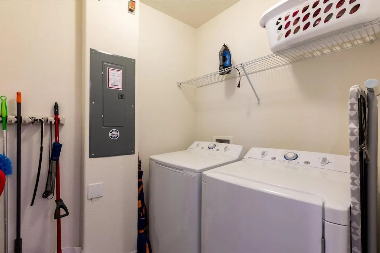 Our Beautiful Spacious Town Home Has Everything New And Is Kept New! Davenport United States